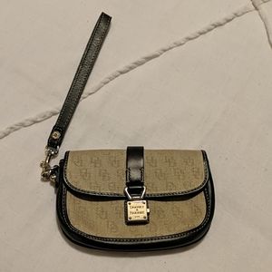 Dooney & Bourke Wristlet